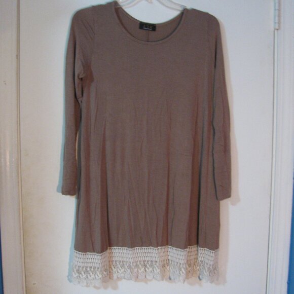 LTX Sportswear Tops - * LTX L T X Sportswear Brown Tunic Large Embroidery Long Sleeves Stretch
